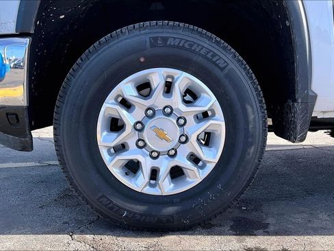 New 2025 Chevrolet Silverado 2500 LT w/ Safety Package image 12