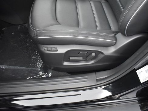 Used 2025 MAZDA CX-5 AWD 2.5 S w/ Preferred Package image 11