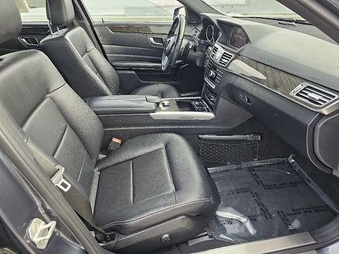Used 2014 Mercedes-Benz E 350 Sedan image 18