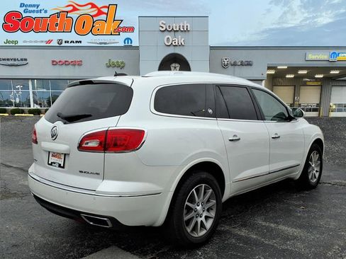 Used 2017 Buick Enclave Leather image 3