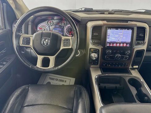 Used 2017 RAM 1500 Laramie w/ Convenience Group AWD/4WD image 28