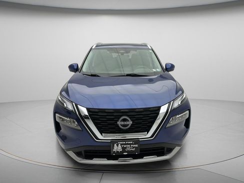 Used 2023 Nissan Rogue Platinum w/ Platinum Premium Package AWD/4WD image 2