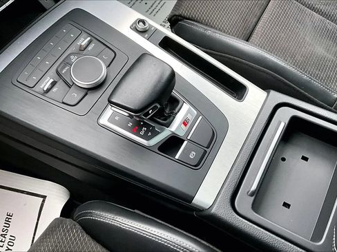 Used 2019 Audi SQ5 Premium w/ Convenience Package image 14