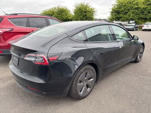 Used 2021 Tesla Model 3 Standard Range Plus RWD image 4