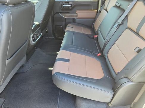 Used 2022 Chevrolet Silverado 2500 High Country w/ LPO, Dark Essentials Package AWD/4WD image 11