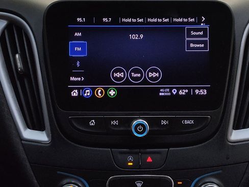 Used 2024 Chevrolet Malibu LS w/ Driver Confidence Package FWD image 25