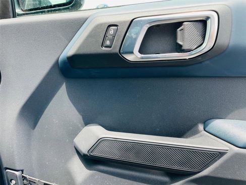 New 2025 Ford Bronco Heritage Edition AWD/4WD image 33