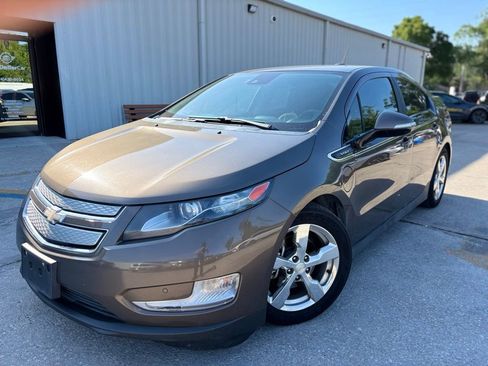 Used 2015 Chevrolet Volt Premium w/ Premium Trim Package FWD image 1