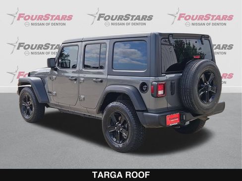 Used 2022 Jeep Wrangler Unlimited Sport AWD/4WD image 7