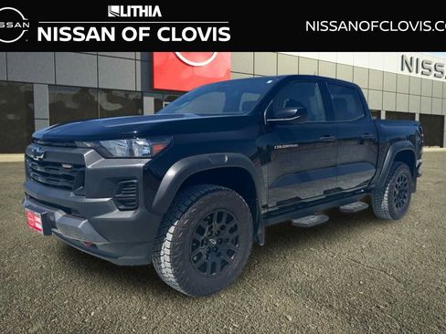 Used 2024 Chevrolet Colorado Trail Boss w/ Advanced Trailering Package AWD/4WD image 1