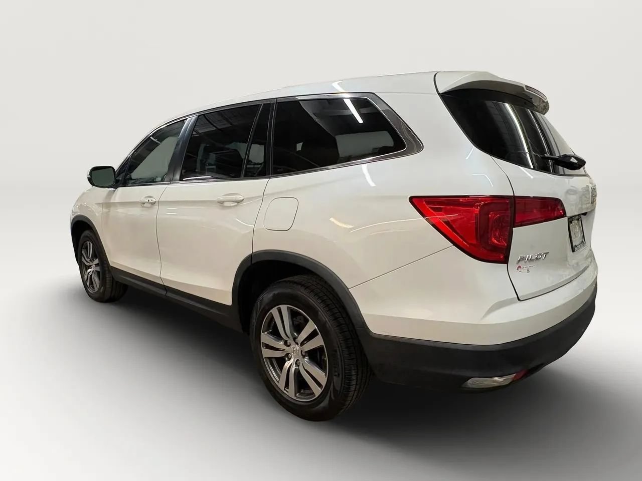 Used 2017 Honda Pilot EX-L image 7
