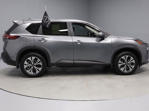 Certified 2023 Nissan Rogue SV image 14