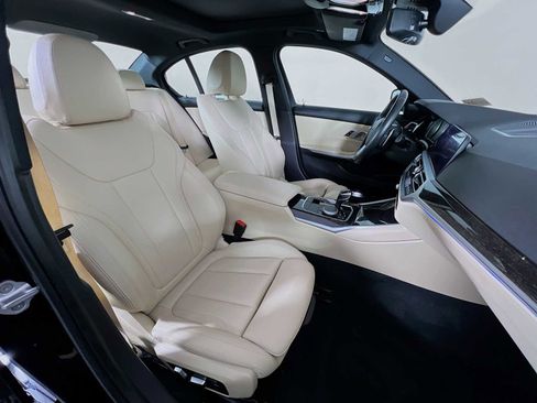 Used 2021 BMW 330i xDrive 330i xDrive w/ Convenience Package image 30