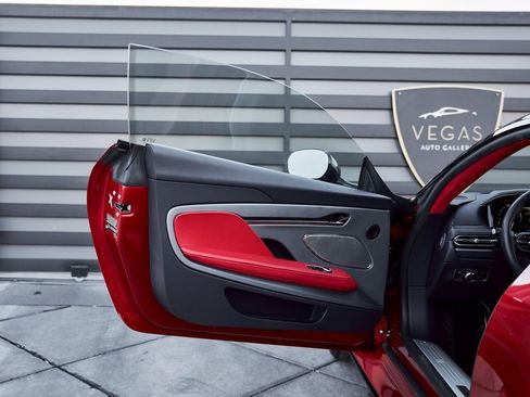 Used 2024 Aston Martin DB12 Coupe image 24