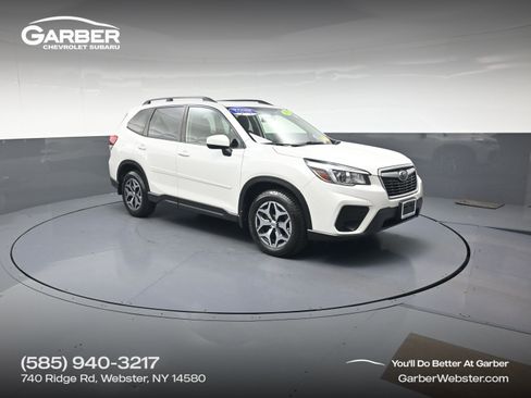Used 2019 Subaru Forester Premium w/ All-Weather Package AWD/4WD image 1