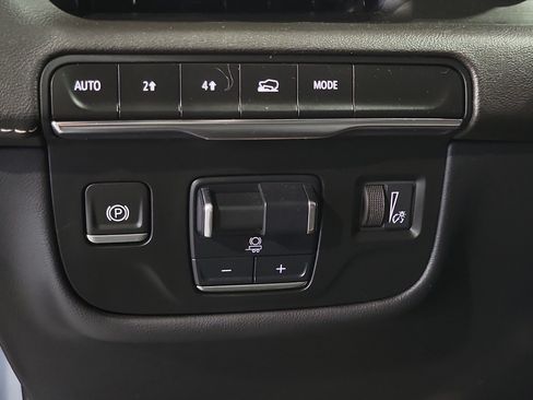 Used 2024 Cadillac Escalade Sport AWD/4WD image 22