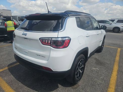 Used 2026 Jeep Compass Limited image 2