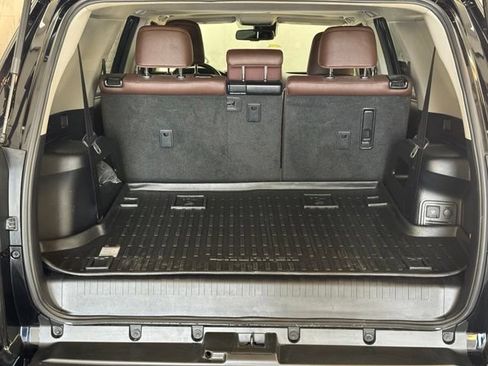 Used 2023 Toyota 4Runner Limited AWD/4WD image 28