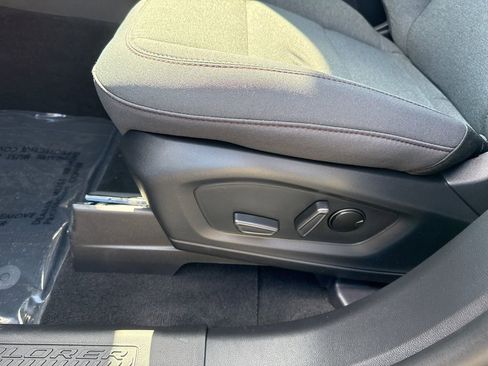 New 2026 Ford Explorer Active image 19