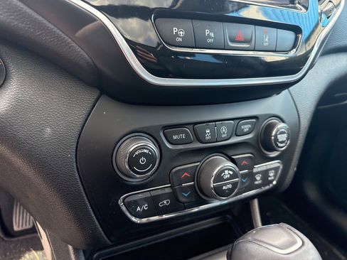 Used 2021 Jeep Cherokee Limited w/ Elite Package image 27