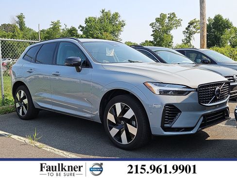 Used 2025 Volvo XC60 T8 Plus w/ Protection Package Premier AWD/4WD image 1