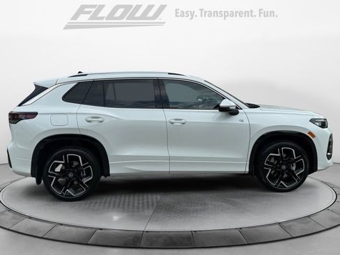New 2026 Volkswagen Tiguan SEL R-Line AWD/4WD image 8