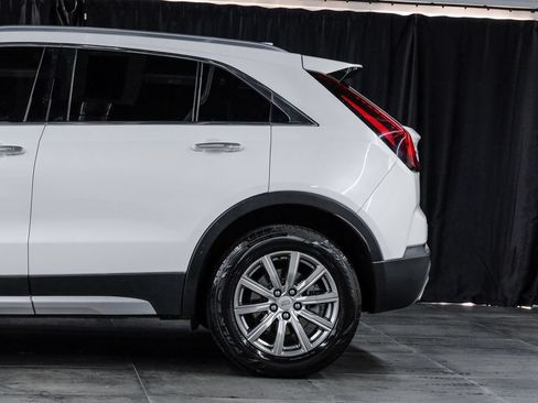 Used 2021 Cadillac XT4 Premium Luxury FWD image 17