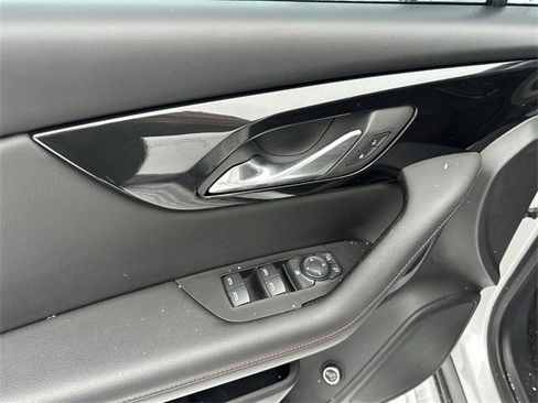 Used 2022 Chevrolet Blazer RS image 23