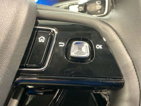 New 2025 Lincoln Corsair AWD w/ Equipment Group 101A image 20