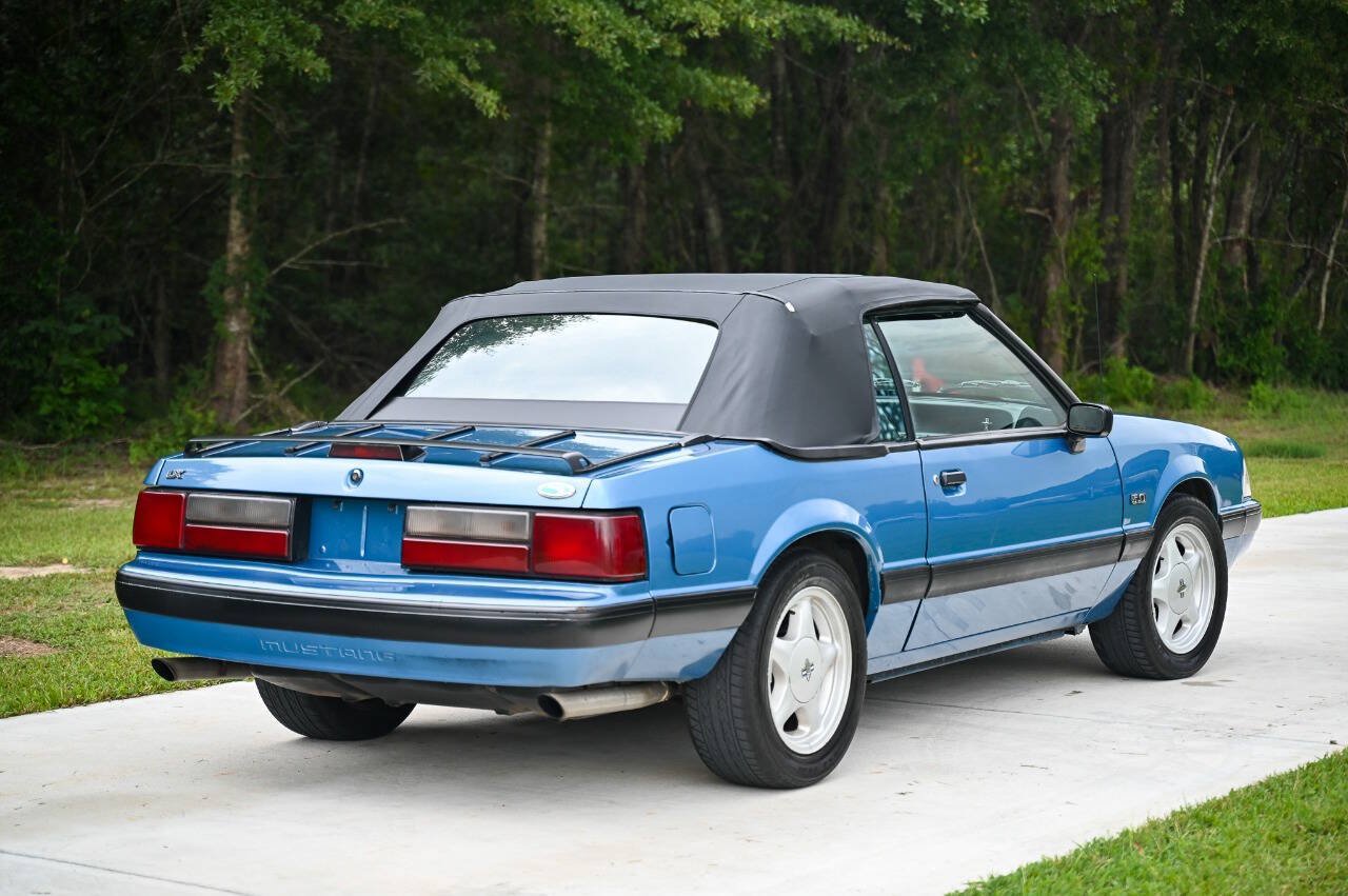 Used 1989 Ford Mustang LX RWD image 3