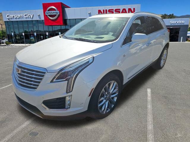 Used 2018 Cadillac XT5 Platinum w/ Driver Assist Package AWD/4WD image 3