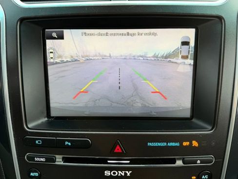 Used 2016 Ford Explorer Sport w/ Equipment Group 401A image 22