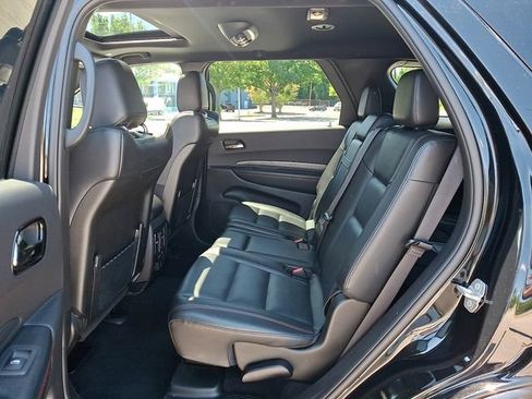 Used 2025 Dodge Durango GT AWD/4WD image 12