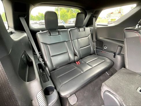 Used 2025 Ford Explorer ST-Line w/ ST-Line Street Pack AWD/4WD image 25