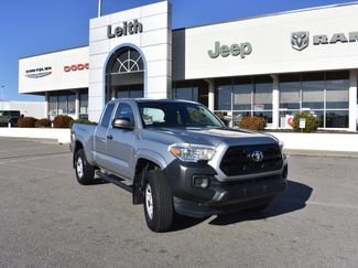 Used 2017 Toyota Tacoma 2WD Access Cab video 1