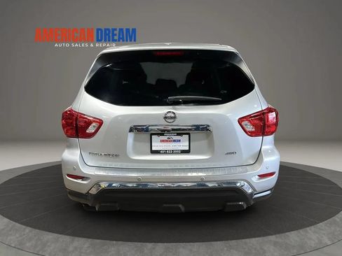 Used 2020 Nissan Pathfinder S AWD/4WD image 4