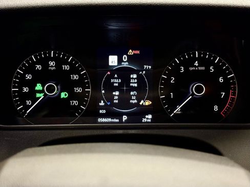 Used 2018 Land Rover Range Rover Velar S AWD/4WD image 24