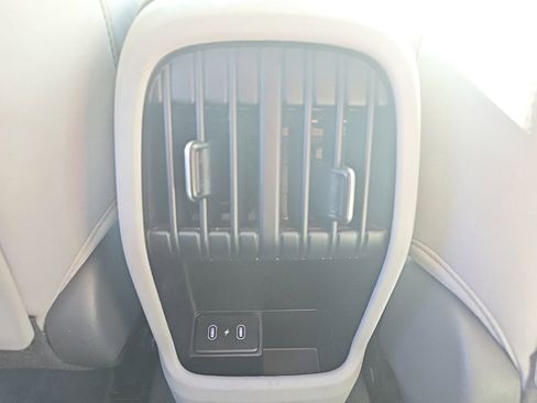 Used 2025 Hyundai Kona SEL image 17