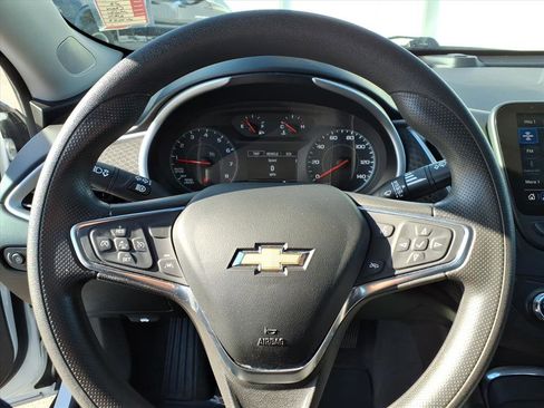 Used 2023 Chevrolet Malibu LT image 19