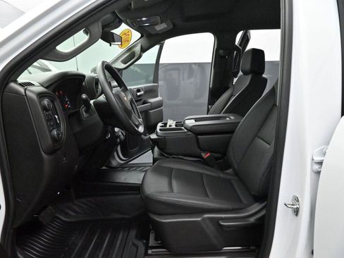 Used 2025 Chevrolet Silverado 2500 W/T w/ WT Convenience Package AWD/4WD image 35