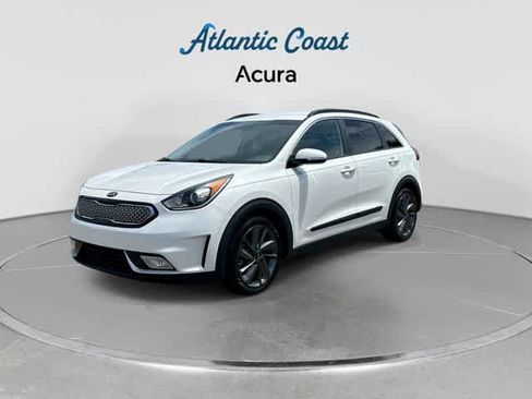 Used 2017 Kia Niro FWD image 4