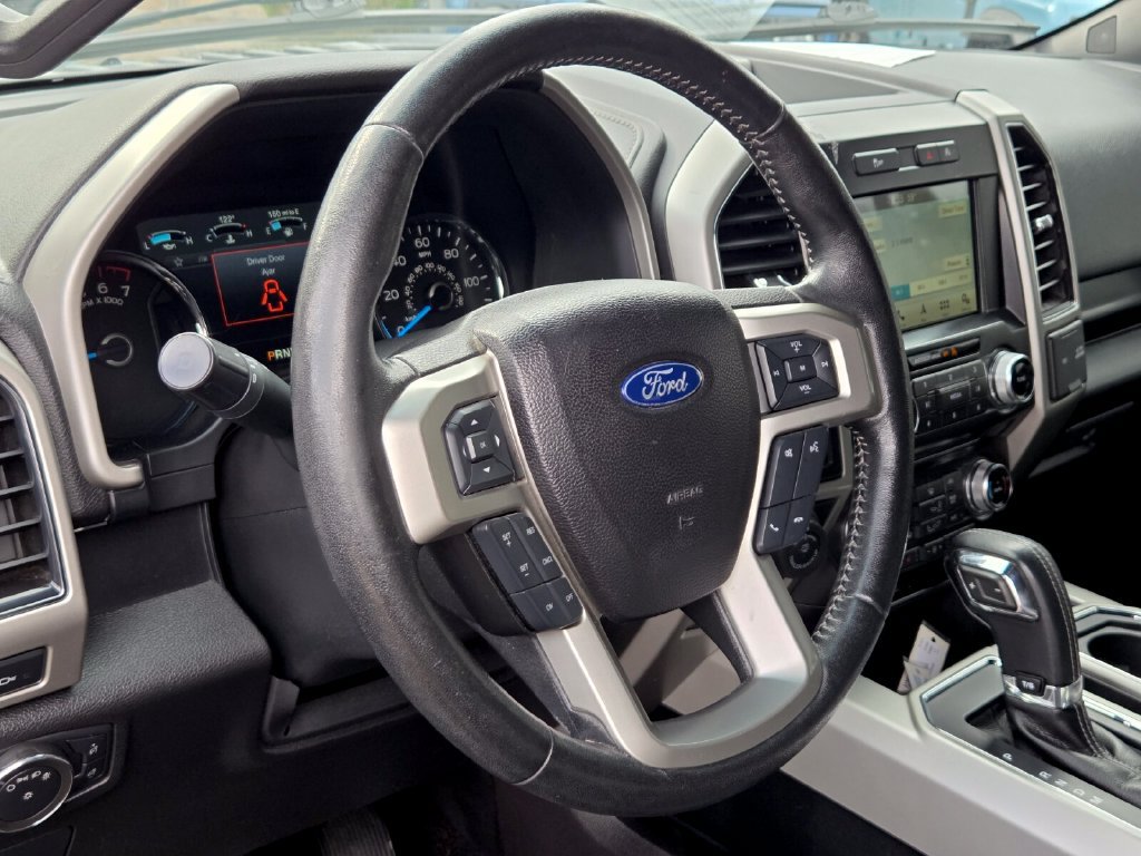 Used 2017 Ford F150 Lariat w/ Equipment Group 502A Luxury AWD/4WD image 19