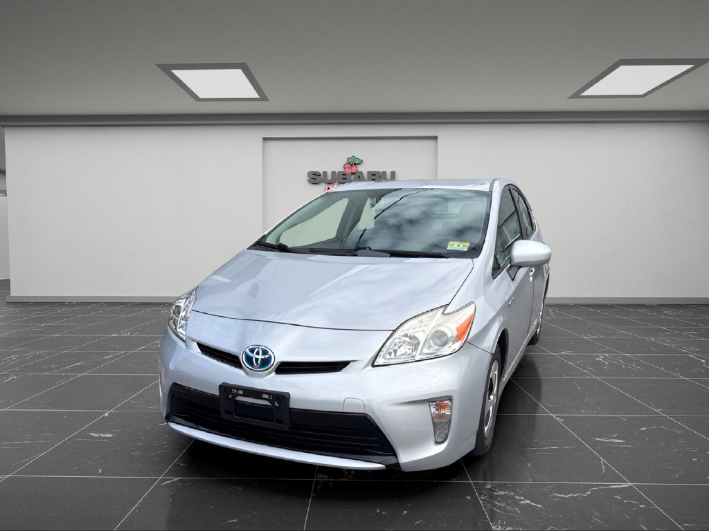 Used 2015 Toyota Prius Two FWD image 5