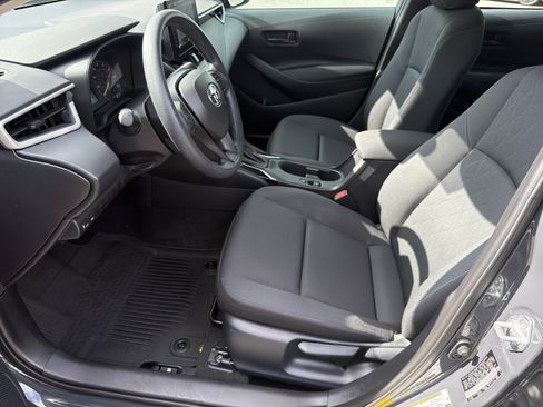 Used 2024 Toyota Corolla LE FWD image 19