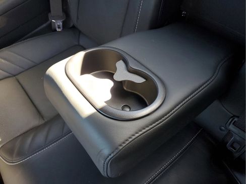 Used 2016 Dodge Challenger SRT Hellcat image 7