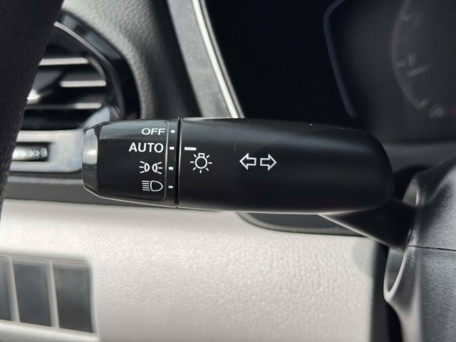 Certified 2023 Honda Pilot LX image 21