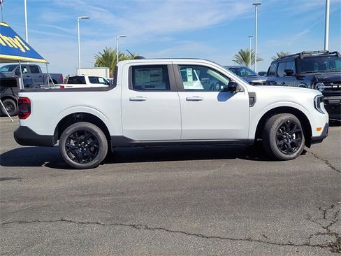 New 2025 Ford Maverick Lariat w/ Black Appearance Package image 3