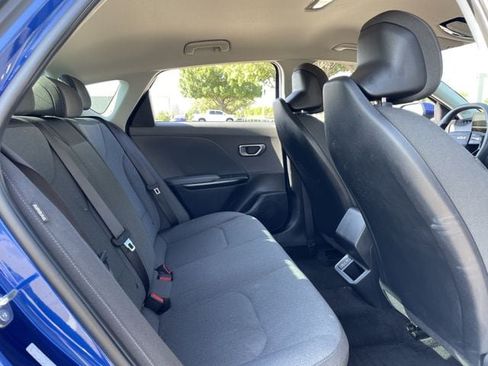 Used 2025 Kia K4 FWD image 26