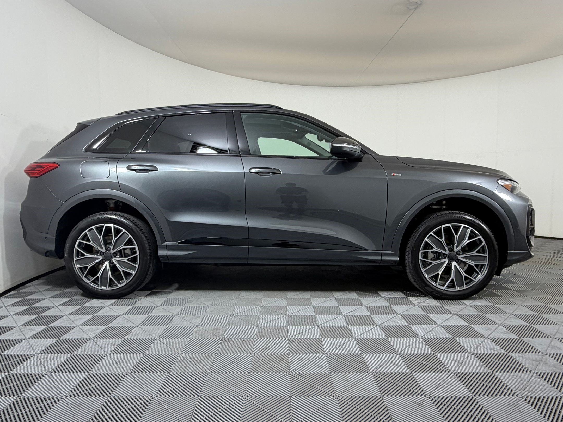 New 2026 Audi Q5 Premium Plus AWD/4WD image 8
