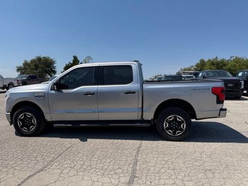Used 2023 Ford F150 Lightning XLT AWD/4WD image 8